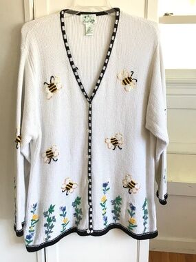 QUACKER FACTORY Bees and Flowers Embroidered Sweater Black & White Plus Size 2X